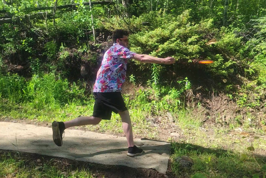 Disc Golfer at Sunlight Mountain Resort
